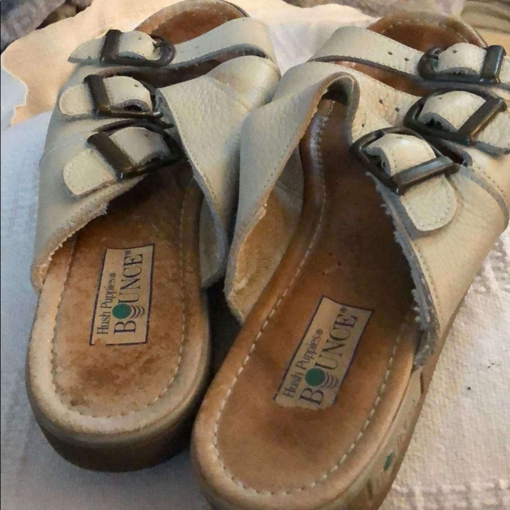 VeryVery Comfortable Hush Puppy Sandals Sz